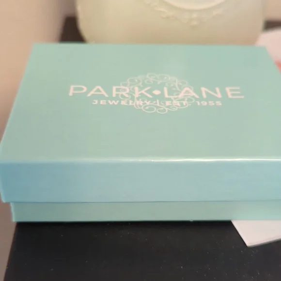 Tear Drop Earrings 3 pair set - Picture 4 of 4